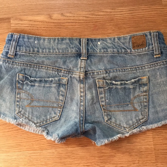 Shorts - Picture 3 of 3